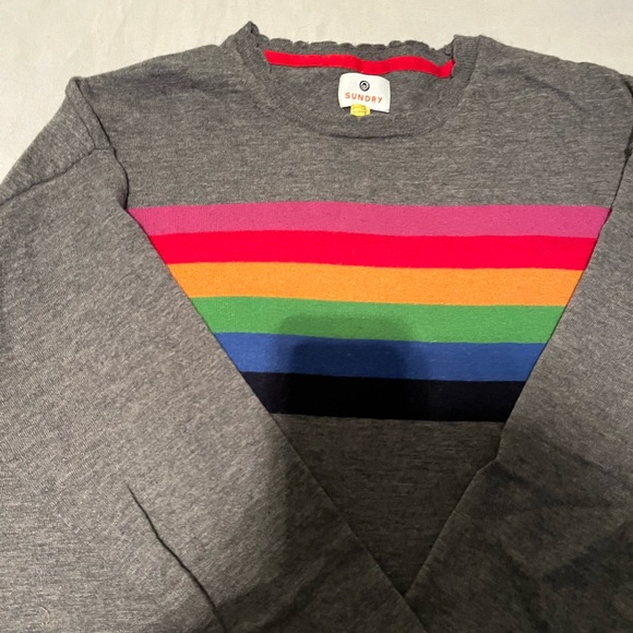 Sundry Sweater - Picture 3 of 3